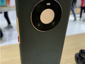 华为Mate 50 Pro将采用1.5K刘海曲面屏：支持人脸识别